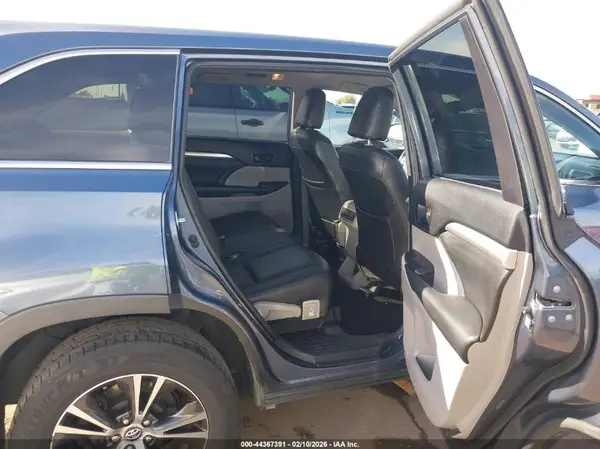 5TDBZRFH9KS972471 2019 TOYOTA HIGHLANDER - Image 8