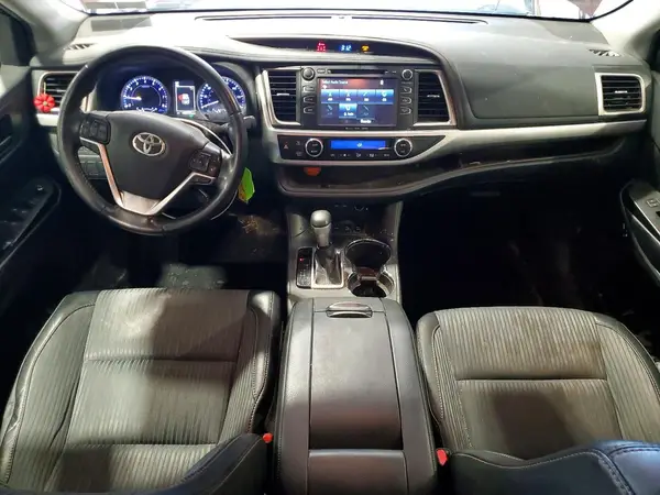 2019 TOYOTA HIGHLANDER COPART lot 59341216 auction photo 8