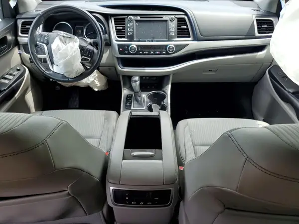 5TDBZRFHXHS358229 2017 TOYOTA HIGHLANDER - Image 8