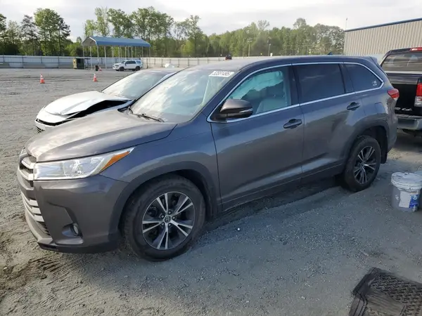 5TDBZRFHXHS359185 2017 TOYOTA HIGHLANDER - Image 1