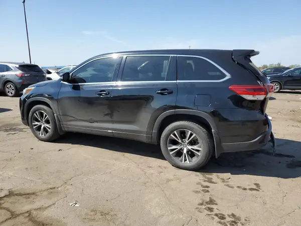 5TDBZRFHXHS398889 2017 TOYOTA HIGHLANDER - Image 2