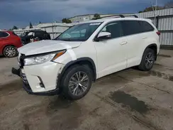 5TDBZRFHXHS419594 2017 TOYOTA HIGHLANDER