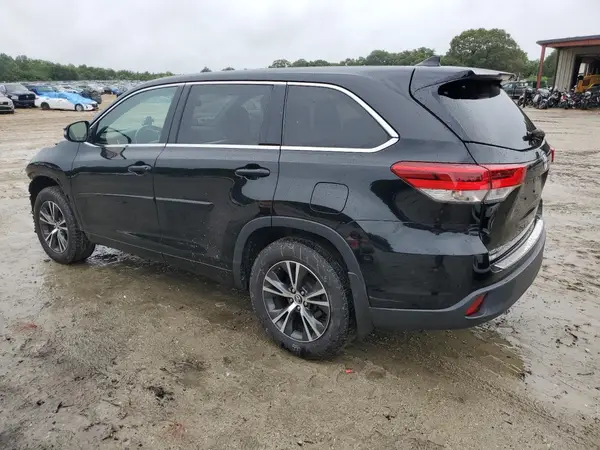 5TDBZRFHXHS444205 2017 TOYOTA HIGHLANDER - Image 2