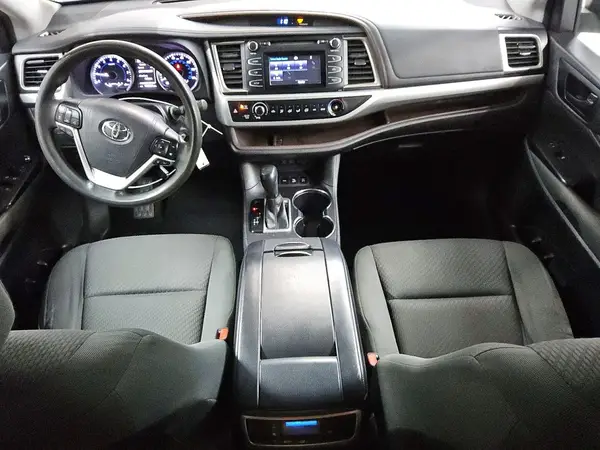 5TDBZRFHXJS812341 2018 TOYOTA HIGHLANDER - Image 8