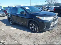 5TDBZRFHXJS825574 2018 TOYOTA HIGHLANDER