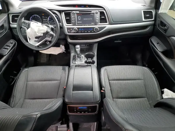 5TDBZRFHXJS907286 2018 TOYOTA HIGHLANDER - Image 8