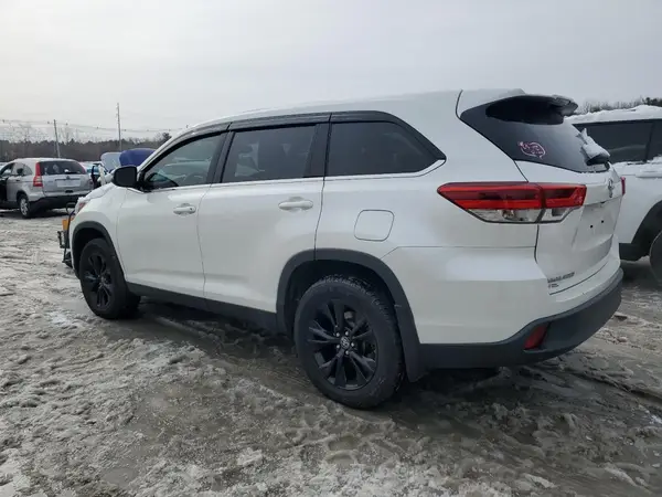 5TDBZRFHXKS745466 2019 TOYOTA HIGHLANDER - Image 2