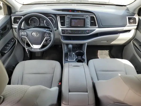 5TDBZRFHXKS926342 2019 TOYOTA HIGHLANDER - Image 8