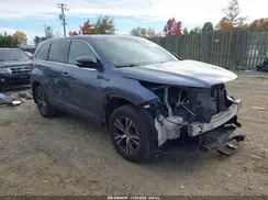 5TDBZRFHXKS927037 2019 TOYOTA HIGHLANDER