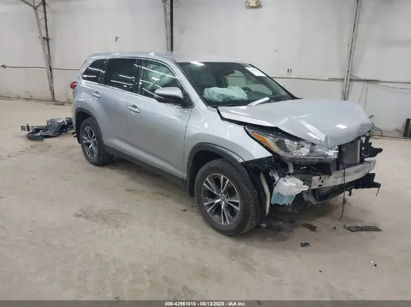5TDBZRFHXKS929225 2019 TOYOTA HIGHLANDER - Image 1