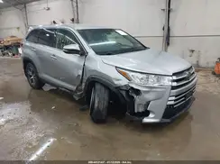 5TDBZRFHXKS932903 2019 TOYOTA HIGHLANDER