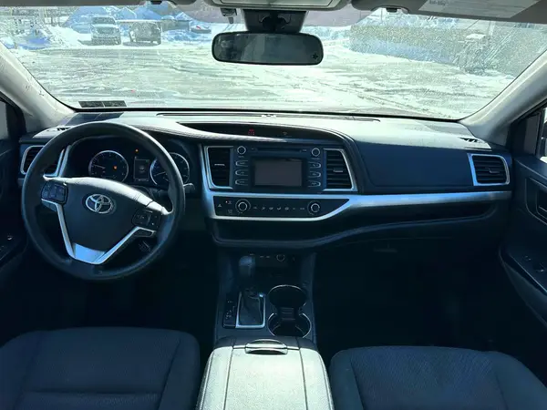 5TDBZRFHXKS970955 2019 TOYOTA HIGHLANDER - Image 8