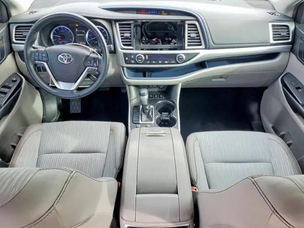 5TDBZRFHXKS981941 2019 TOYOTA HIGHLANDER - Image 8