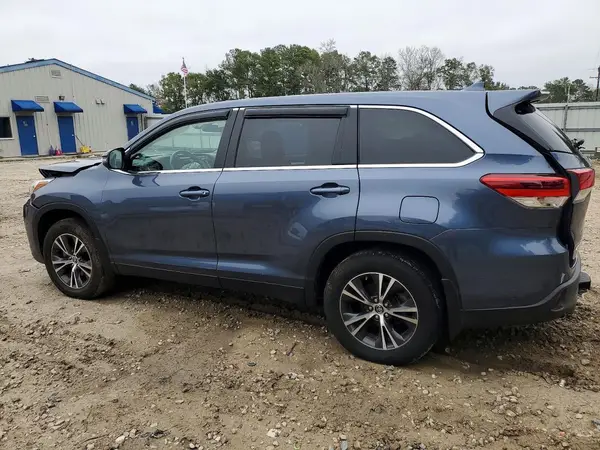 5TDBZRFHXKS987920 2019 TOYOTA HIGHLANDER - Image 2