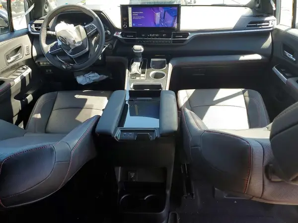 5TDCRKEC2SS229376 2025 TOYOTA SIENNA - Image 8