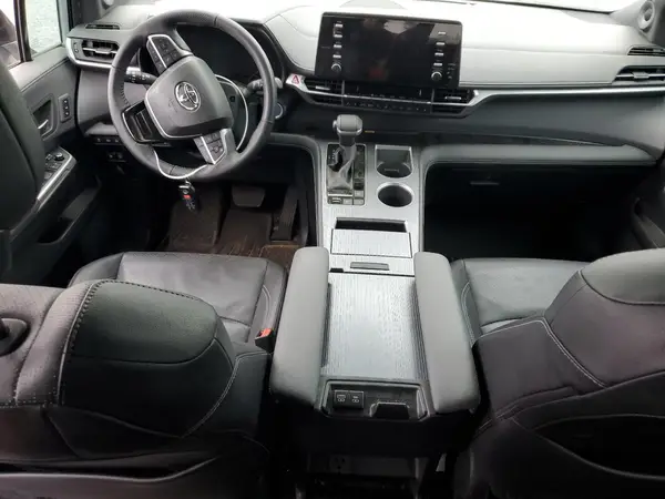 5TDCRKEC8PS150334 2023 TOYOTA SIENNA - Image 8