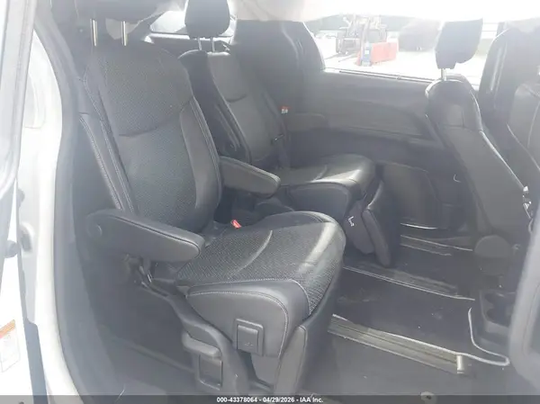 5TDCRKEC8PS155727 2023 TOYOTA SIENNA - Image 8