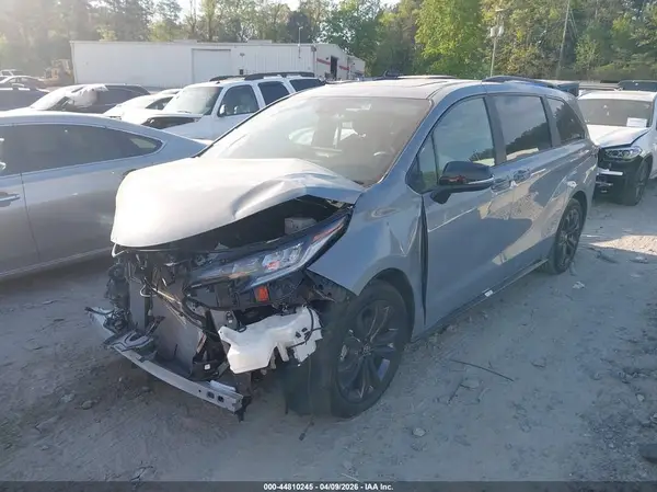 5TDCRKEC8SS244951 2025 TOYOTA SIENNA - Image 2