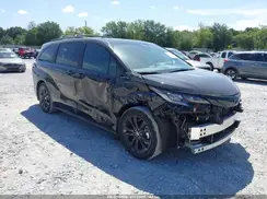 5TDCRKEC8SS263967 2025 TOYOTA SIENNA