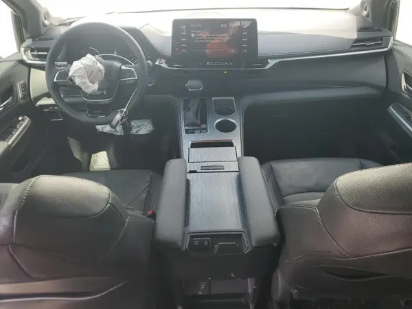 5TDCRKEC9PS148947 2019 TOYOTA SIENNA - Image 8