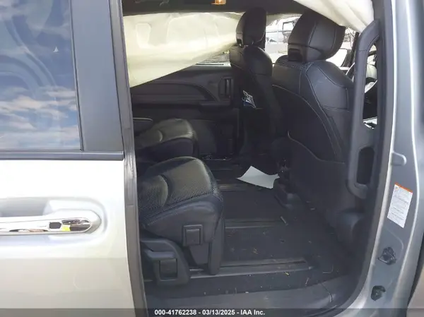 5TDCSKFC0PS080895 2023 TOYOTA SIENNA - Image 8