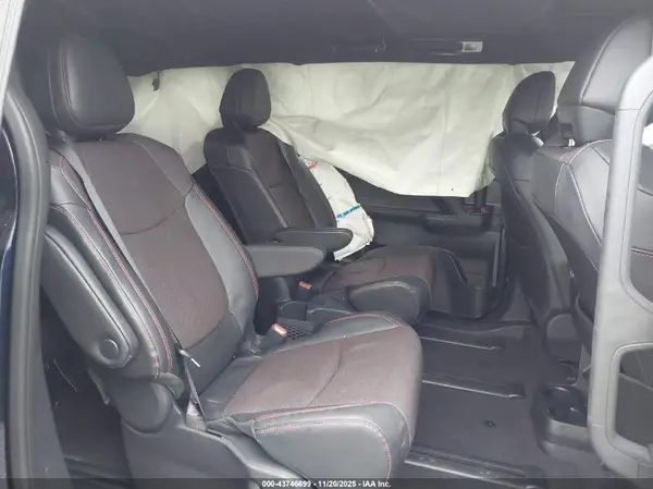 5TDCSKFC0SS159623 2025 TOYOTA SIENNA - Image 8