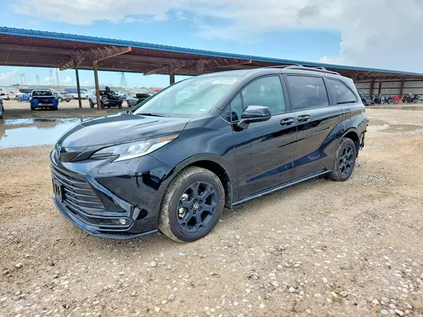 5TDCSKFC0SS214605 2025 TOYOTA SIENNA - Image 1