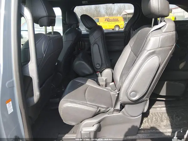 5TDCSKFC0SS214779 2025 TOYOTA SIENNA - Image 8