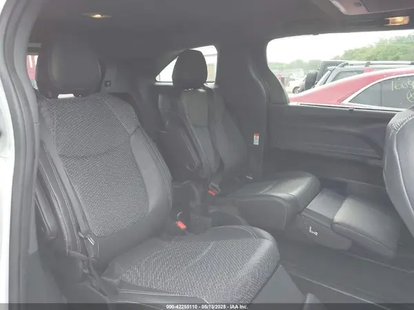 5TDCSKFC1PS079366 2023 TOYOTA SIENNA - Image 8