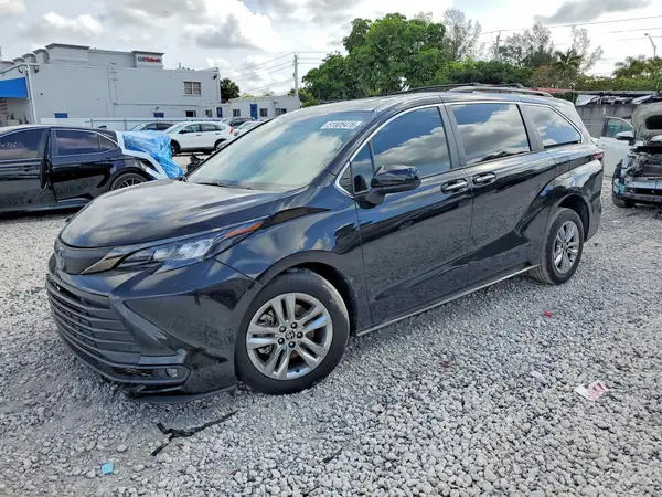 5TDCSKFC1PS085958 2023 TOYOTA SIENNA - Image 1