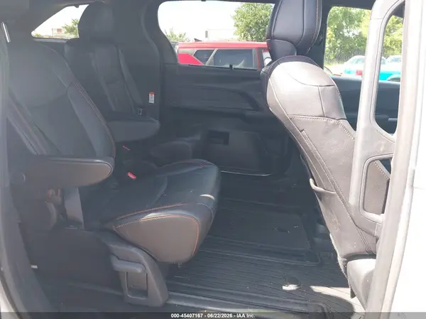 5TDCSKFC1RS109260 2024 TOYOTA SIENNA - Image 8