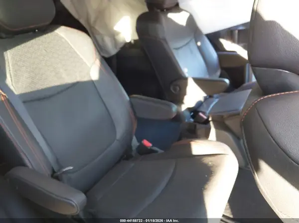 5TDCSKFC2RS133227 2024 TOYOTA SIENNA - Image 8