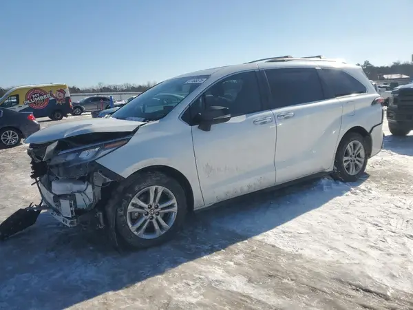 5TDCSKFC4PS074906 2023 TOYOTA SIENNA - Image 1