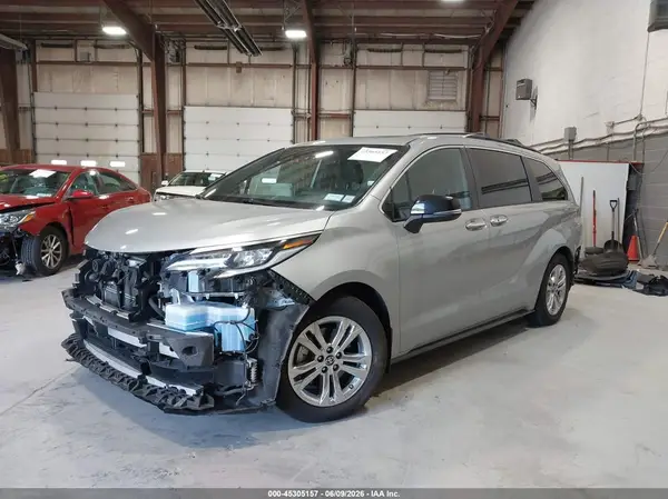 5TDCSKFC4PS084352 2023 TOYOTA SIENNA - Image 2