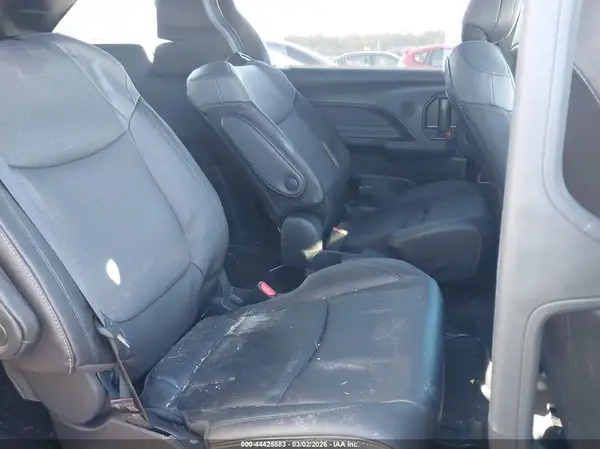 5TDCSKFC4PS108150 2023 TOYOTA SIENNA - Image 8