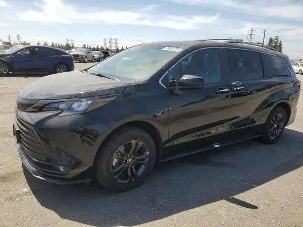 5TDCSKFC4RS117272 2024 TOYOTA SIENNA - Image 1