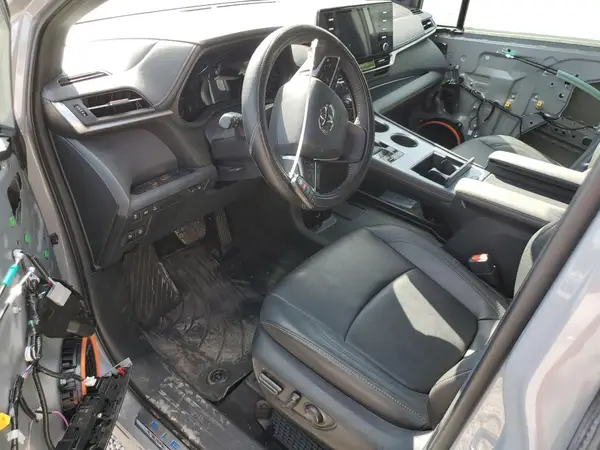 5TDCSKFC5RS136039 2024 TOYOTA SIENNA - Image 8