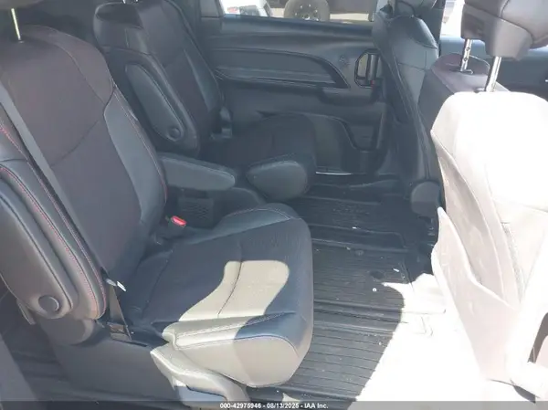 5TDCSKFC5SS158628 2025 TOYOTA SIENNA - Image 8