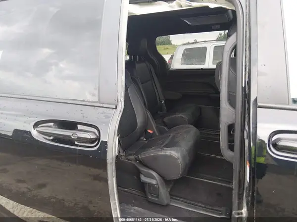 5TDCSKFC5SS168785 2025 TOYOTA SIENNA - Image 8