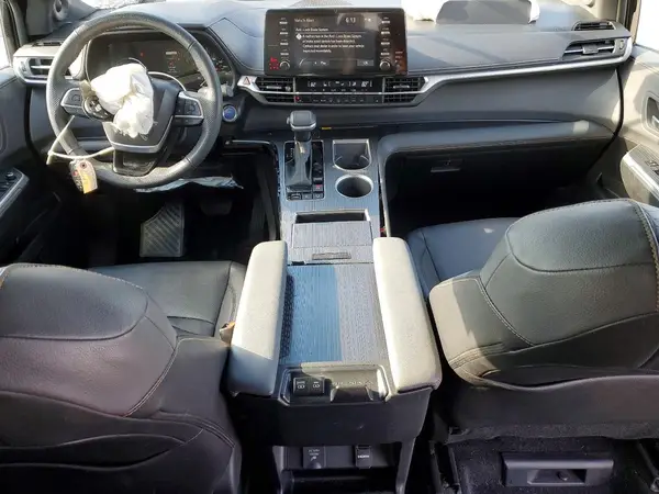 5TDCSKFC8PS101699 2023 TOYOTA SIENNA - Image 8