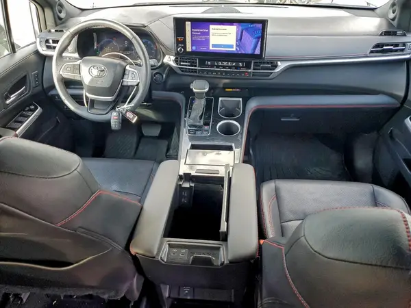 5TDCSKFC8SS171177 2025 TOYOTA SIENNA - Image 8