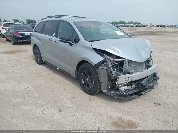 5TDCSKFC9SS165081 2025 TOYOTA SIENNA - Image 1