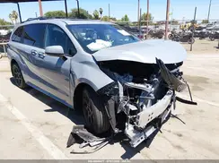 5TDCSKFC9SS204445 2025 TOYOTA SIENNA