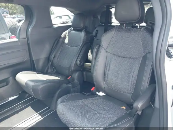 5TDCSKFCXPS074361 2023 TOYOTA SIENNA - Image 8