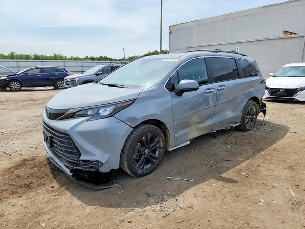 5TDCSKFCXRS150096 2024 TOYOTA SIENNA - Image 1