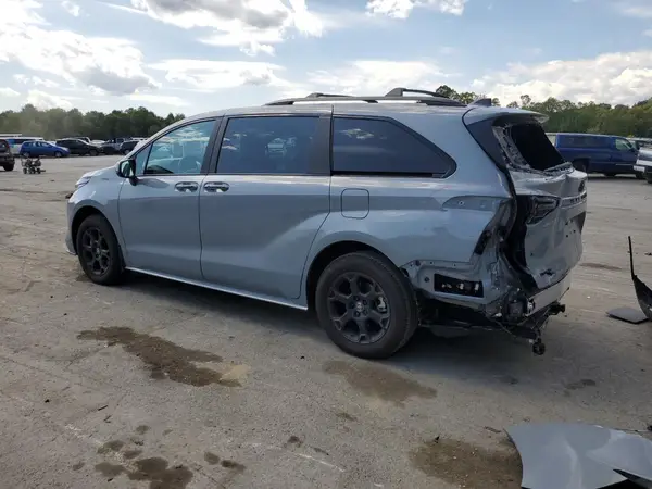 5TDCSKFCXSS174985 2025 TOYOTA SIENNA - Image 2