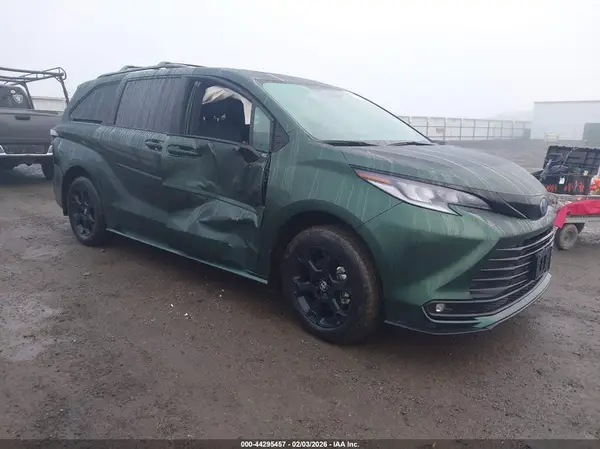 5TDCSKFCXSS209959 2025 TOYOTA SIENNA - Image 1