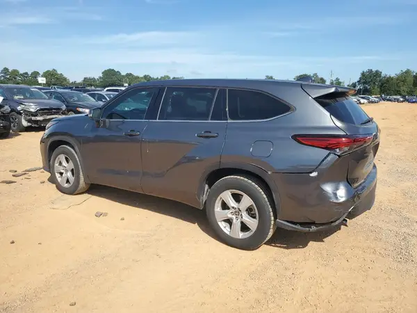 5TDCZRAH0LS006085 2020 TOYOTA HIGHLANDER - Image 2