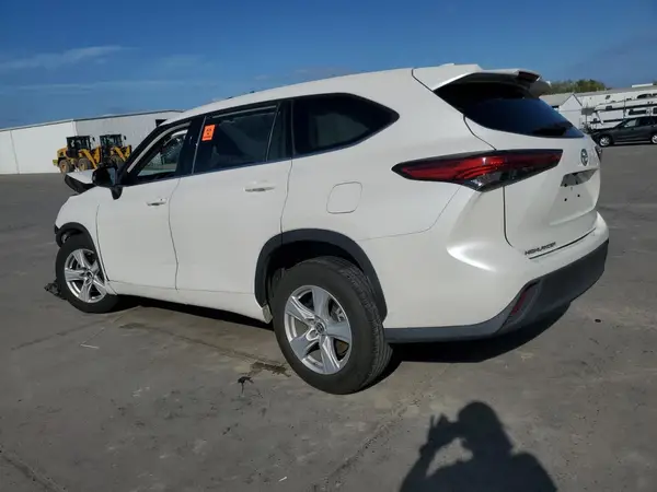 5TDCZRAH0LS505372 2020 TOYOTA HIGHLANDER - Image 2