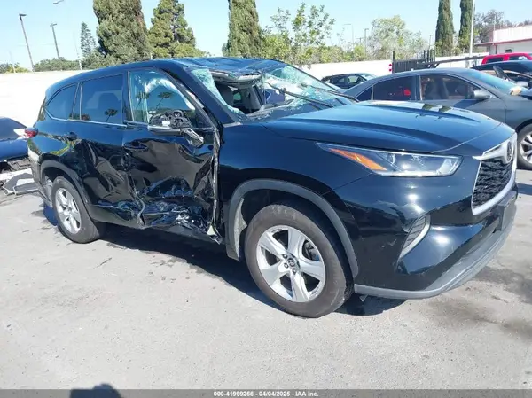 5TDCZRAH0MS073013 2021 TOYOTA HIGHLANDER - Image 1